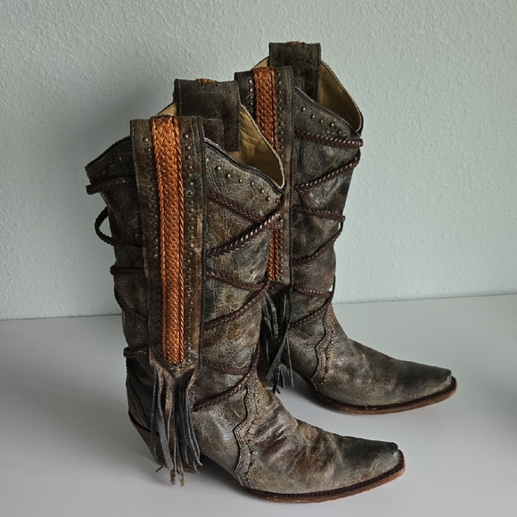 Corral Boots Shoes - Vintage Leather Heeled Boots with Fringe